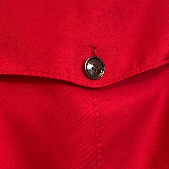 David Lawrence 🍒 Red Trench - Picture 11 of 16